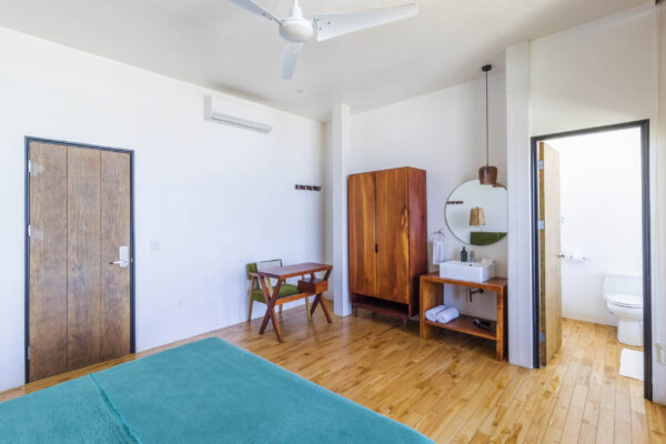 barefoot-_0015_Andreas HR 27
